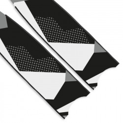 Leaderfins Monochrome Blades