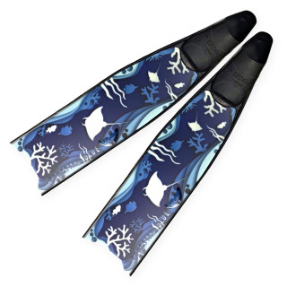UltraFins Fiber Ocean Blue fins for freediving and spearfishing