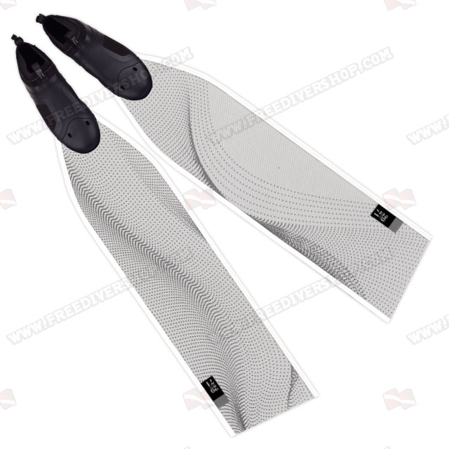 29/71 White Carbon Fins